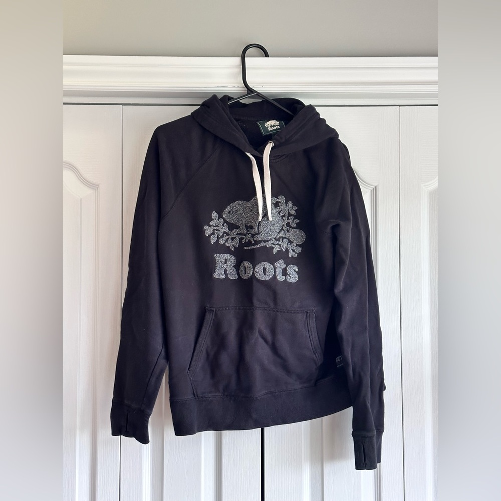 | LAST Chance! | ROOTS Hoodie Like New, Size L
